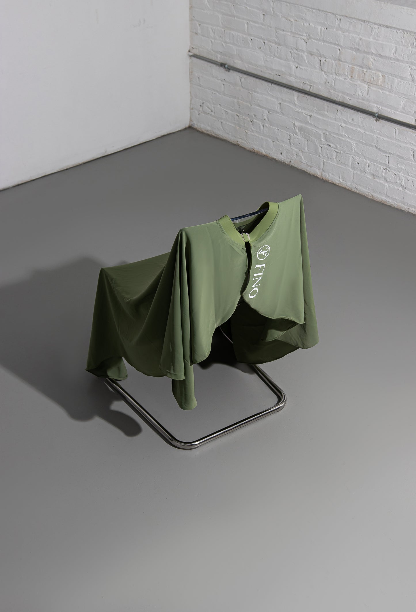 FINO RUBBER NECK CAPES